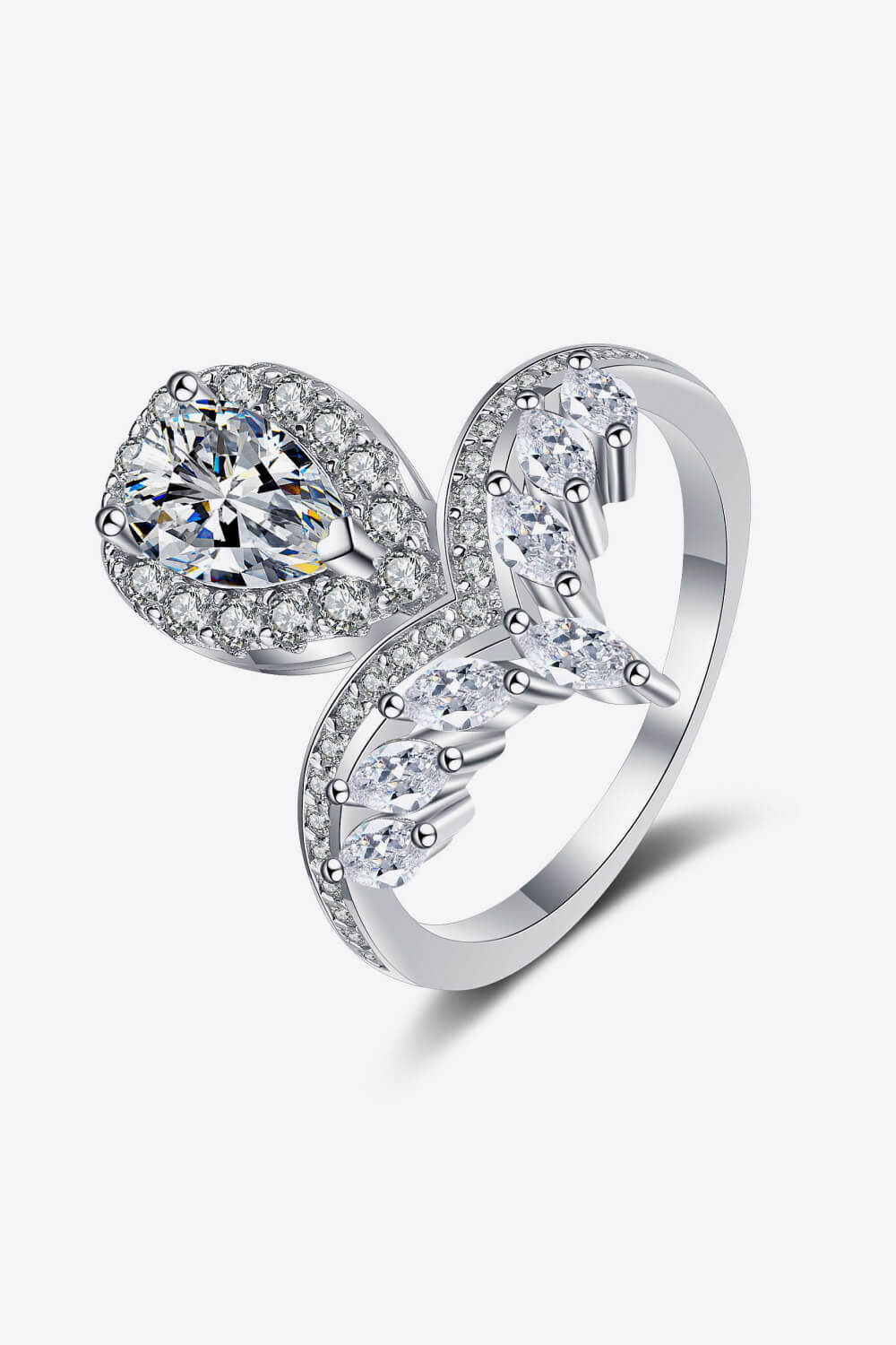 'Sparkling Pear' Moissanite Ring